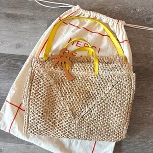 CLARE V RAFIA BEACH TOTE